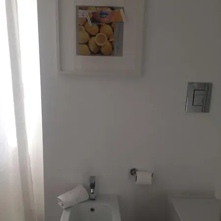 Bed & Breakfast Piazza Marconi 3*