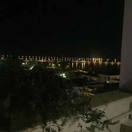 Piazza Marconi فندق مبيت وإفطار