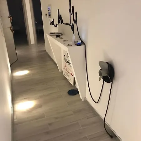 فندق مبيت وإفطار Piazza Marconi مانفريدونيا