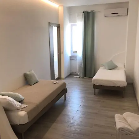 Piazza Marconi فندق مبيت وإفطار